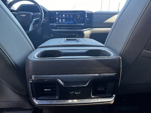 Used 2022 Chevrolet Silverado 1500 LTZ image 37