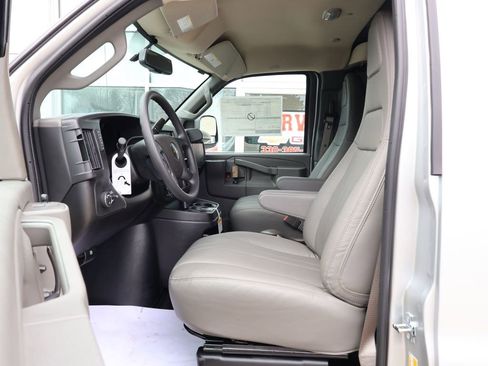 New 2026 Chevrolet Express 2500 w/ Enhanced Convenience Package RWD image 12
