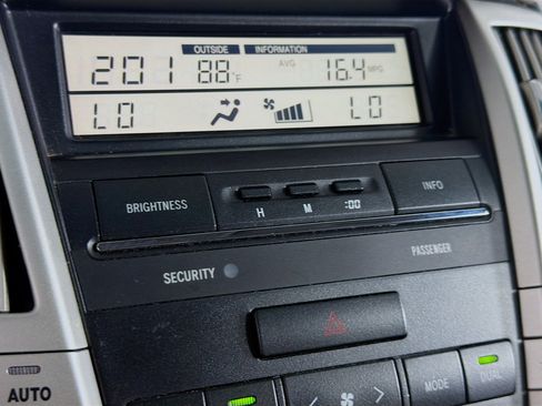 Used 2004 Lexus RX 330 FWD image 22