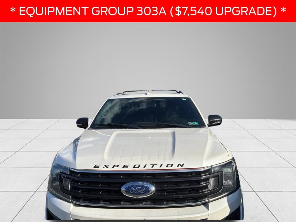 Used 2019 Ford Expedition Max Limited w/ Equipment Group 303A AWD/4WD image 4