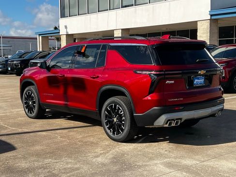 New 2026 Chevrolet Traverse LT image 17