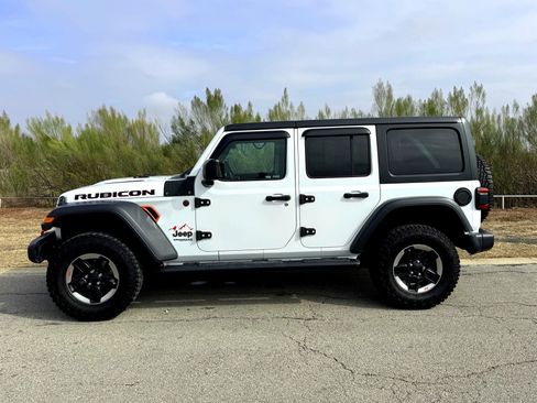 Used 2018 Jeep Wrangler Unlimited Rubicon image 11