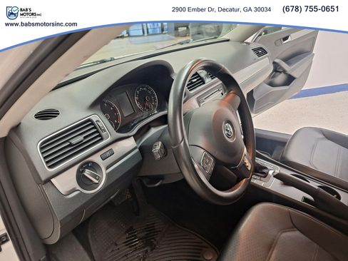 Used 2015 Volkswagen Passat 1.8T Wolfsburg Edition FWD image 14