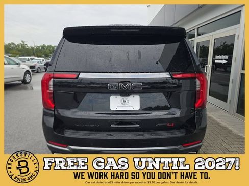 New 2026 GMC Yukon AT4 w/ AT4 Premium Plus Package AWD/4WD image 7