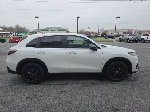 New 2026 Honda HR-V Sport image 6