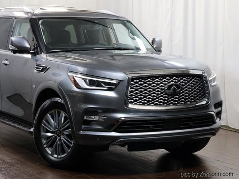 Used 2018 INFINITI QX80 4WD w/ Driver Assistance Package image 2
