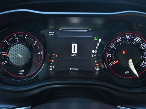 Used 2018 Dodge Challenger SXT w/ Blacktop Package image 24