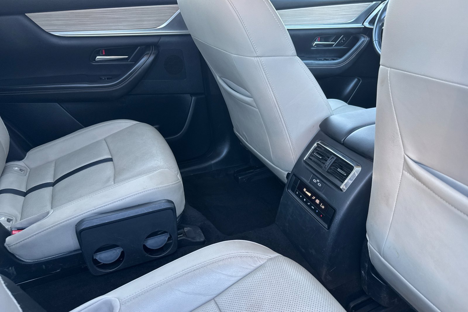 Used 2024 MAZDA CX-90 Plug-In Hybrid w/ Preferred AWD/4WD image 20