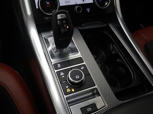 Used 2020 Land Rover Range Rover Sport HST image 14