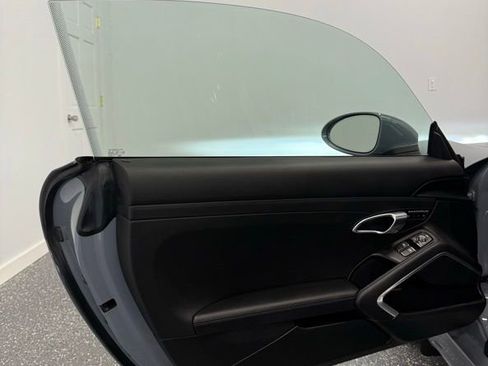 Used 2024 Porsche 718 Cayman image 55