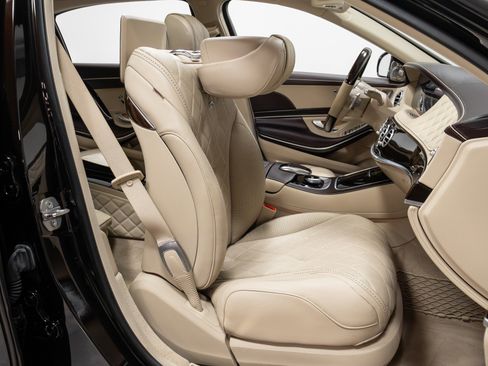 Used 2020 Mercedes-Benz Maybach S 560 4MATIC image 74