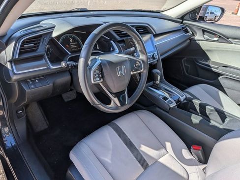 Used 2019 Honda Civic EX image 9