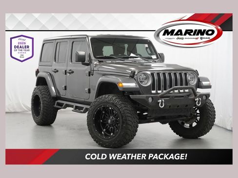 Used 2018 Jeep Wrangler Unlimited Sahara w/ Uconnect 4C Nav & Sound Group AWD/4WD image 1