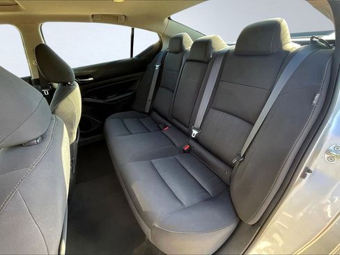 Used 2020 Nissan Altima 2.5 SV image 32