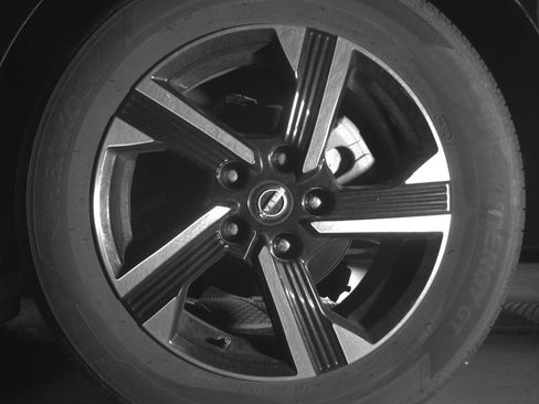 Used 2025 Nissan Sentra SV image 14