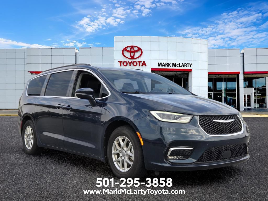 Used 2022 Chrysler Pacifica Touring-L FWD image 7