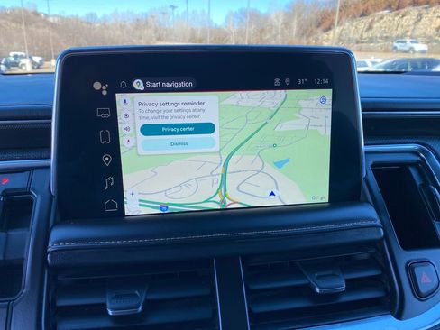 Used 2023 GMC Yukon XL AT4 image 21