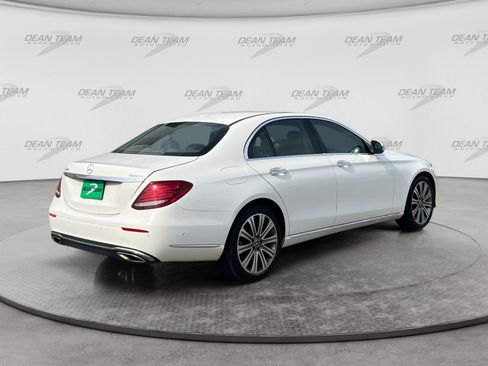 Used 2018 Mercedes-Benz E 300 4MATIC image 7
