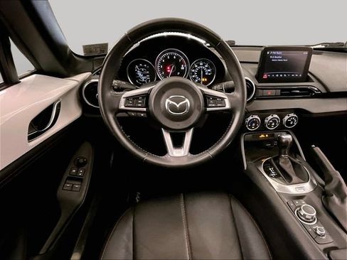 Used 2018 MAZDA MX-5 Miata Grand Touring RWD image 5