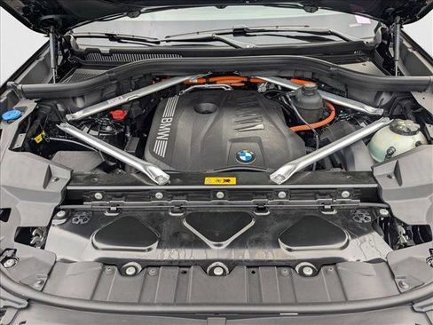 Used 2026 BMW X5 xDrive50e image 23