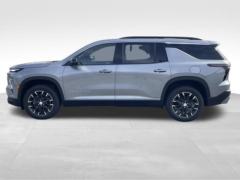 New 2026 Chevrolet Traverse LT w/ Sun and Wheel Package image 6