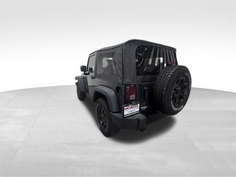Used 2018 Jeep Wrangler Sport AWD/4WD image 10
