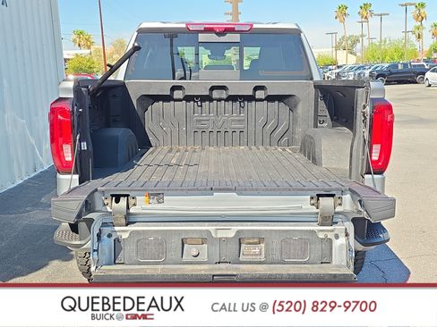 Used 2025 GMC Sierra 1500 AT4 w/ AT4 Premium Package AWD/4WD image 8
