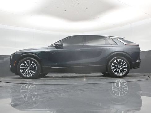 Used 2024 Cadillac Lyriq Sport w/ LPO, Floor Liner Package AWD/4WD image 51