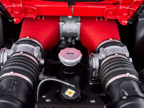 Used 2012 Ferrari 458 Spider RWD image 24