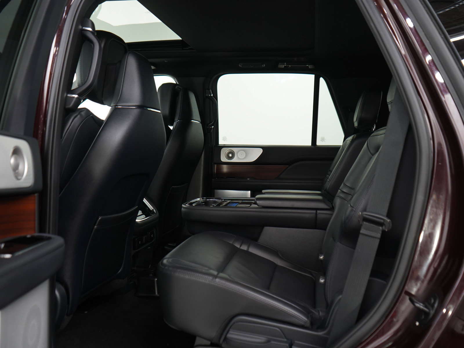 Used 2023 Lincoln Navigator Reserve w/ Equipment Group 201A AWD/4WD image 19