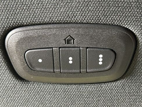 Certified 2025 RAM 1500 Big Horn image 37