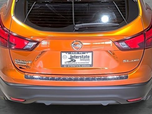 Used 2017 Nissan Rogue Sport SL w/ SL Premium Package AWD/4WD image 12