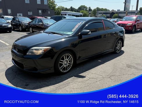 Used 2005 Scion tC image 1