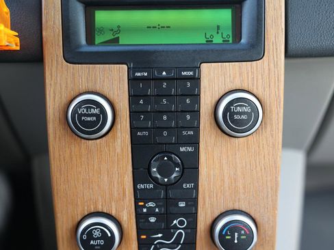 Used 2008 Volvo C70 T5 image 33