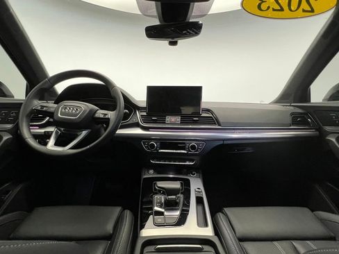 Used 2023 Audi Q5 2.0T Prestige AWD/4WD image 10