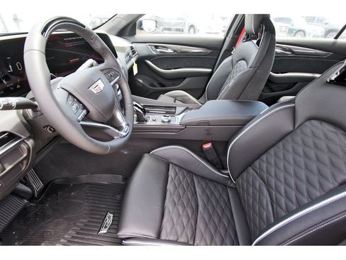 New 2026 Cadillac CT5 V w/ Technology Package RWD image 6