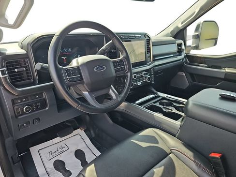 Used 2024 Ford F250 Lariat w/ FX4 Off-Road Package AWD/4WD image 16