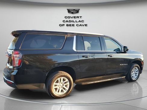 Used 2021 Chevrolet Suburban LT w/ Rear Media and Nav Package image 10