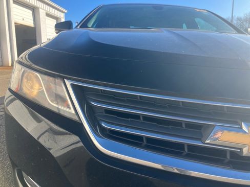 Used 2017 Chevrolet Impala LT image 26