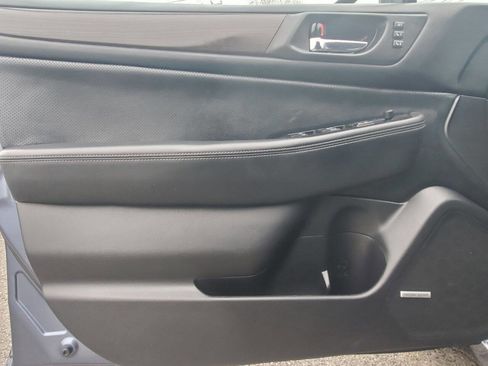 Used 2015 Subaru Legacy 2.5i Limited image 12