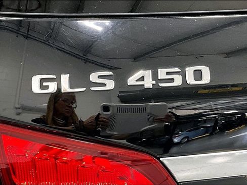 Used 2017 Mercedes-Benz GLS 450 4MATIC image 41