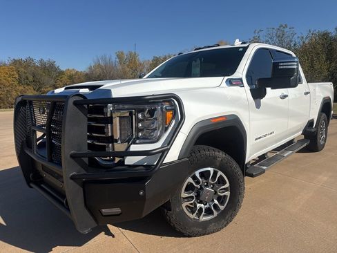 Used 2023 GMC Sierra 2500 SLT w/ SLT Premium Package image 2