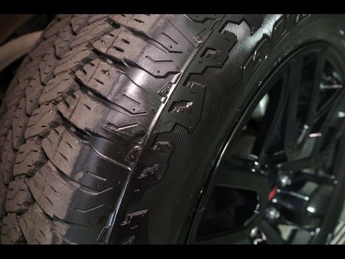 Used 2024 GMC Sierra 1500 Elevation w/ Elevation Premium Package image 22