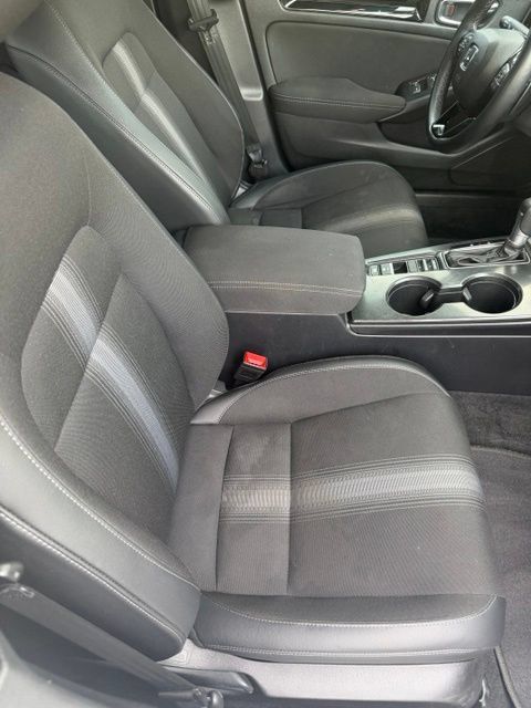Certified 2025 Honda Civic Sport image 10