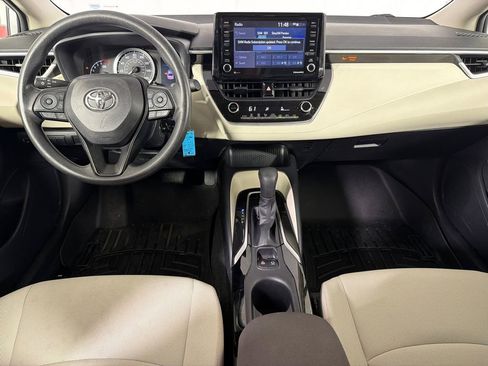 Used 2022 Toyota Corolla LE FWD image 22