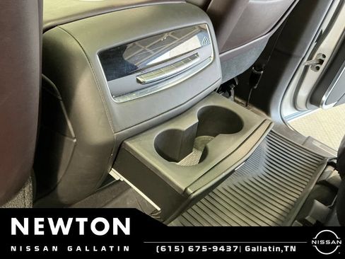 Used 2021 Cadillac Escalade ESV Sport Platinum RWD image 49