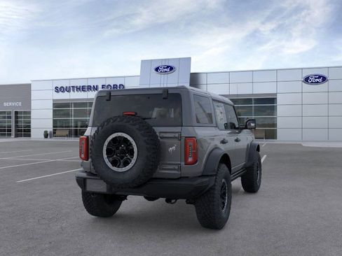 New 2026 Ford Bronco Badlands image 9