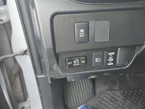 Used 2020 Toyota Tacoma TRD Sport image 22