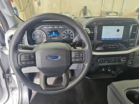 Used 2022 Ford F150 XLT w/ Trailer Tow Package AWD/4WD image 16
