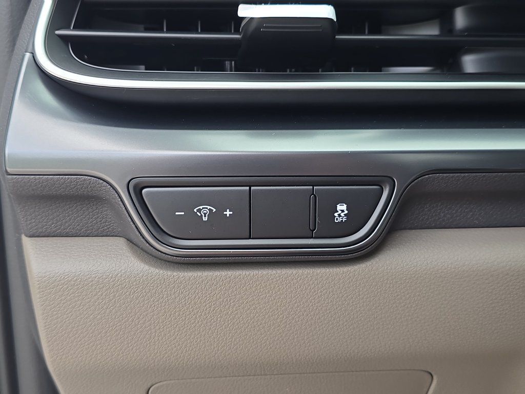 New 2027 Kia Carnival FWD image 28